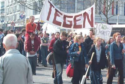 Scholieren staken en demonstreren in Nijmegen.