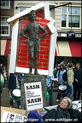 SASH-A The Netherlands, Amsterdam, Spui -- May 17 2003, 14:38
