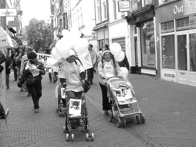 Zaterdag 12, Den Haag Kinderwagens Protest