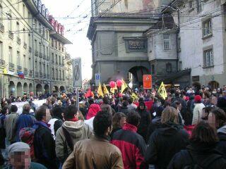 De demonstratie in Bern tegen het WEF