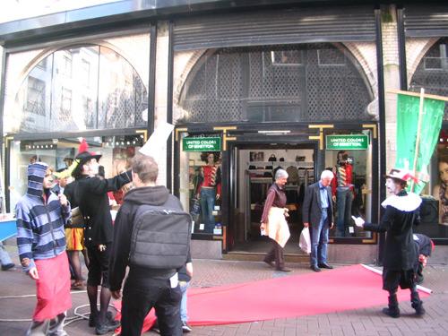 Aankomst Benetton Heiligeweg