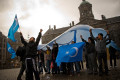 Oeigoeren protesteren op de Dam afgelopen 4 september. Foto: Unai Risueo