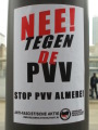 stickers tegen de PVV in Almere