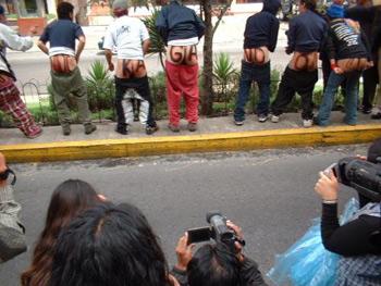 Accion Directa Quito-Blote billen actie