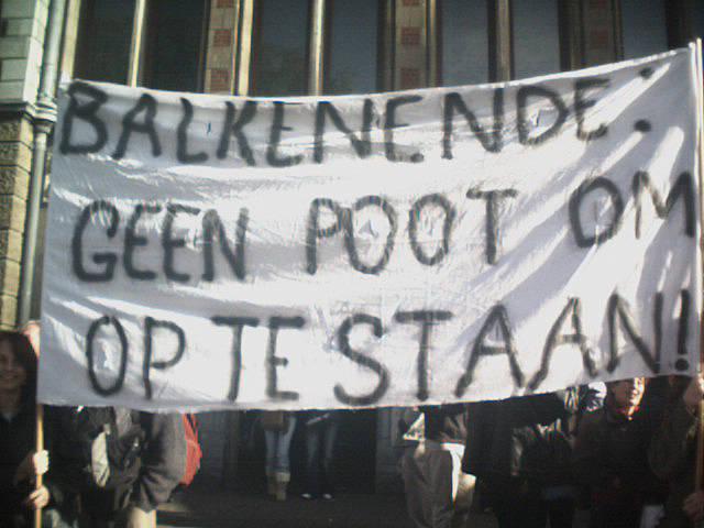 Balkenende: geen poot om op te staan!