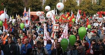 Demonstratie op vol Plein in Den Haag
