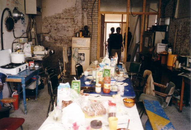 Cateringruimte voor de bouwvrijwilligers (huidige keuken)