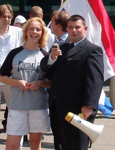 René van Gool (rechts) op Nieuw Rechts actie