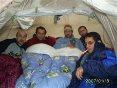 De veertiende dag van de hongerstaking langs het kanaal