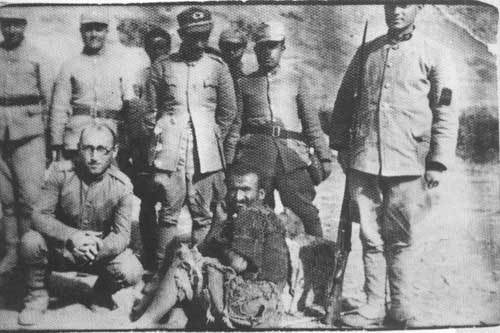 Gevangene van het Turkse leger tijdens de Dersim opstand. (1938)